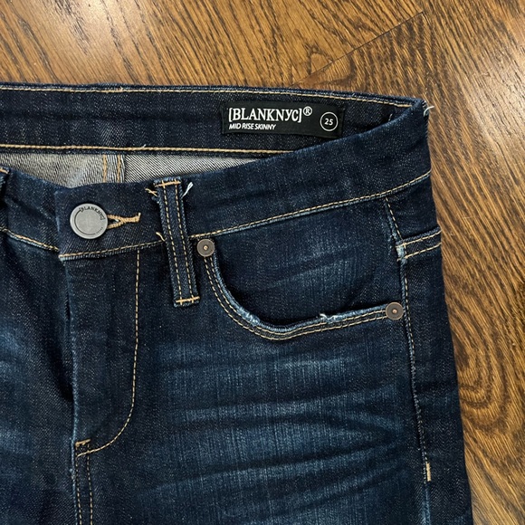 Blank NYC Mid Rise Dark Wash Distressed Skinny Jeans - Picture 2 of 4